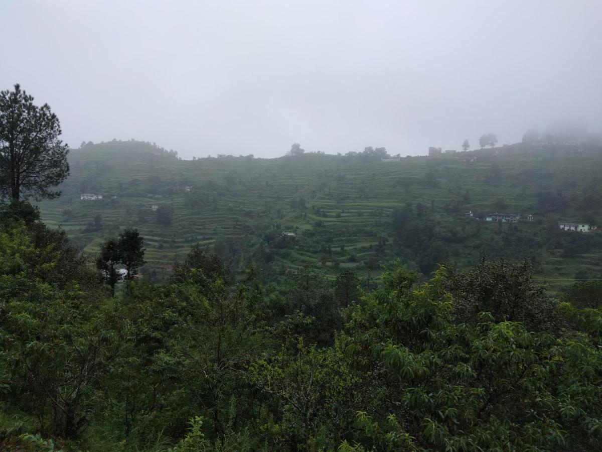 Orchard Hill Retreat Hotel Mukteshwar Buitenkant foto