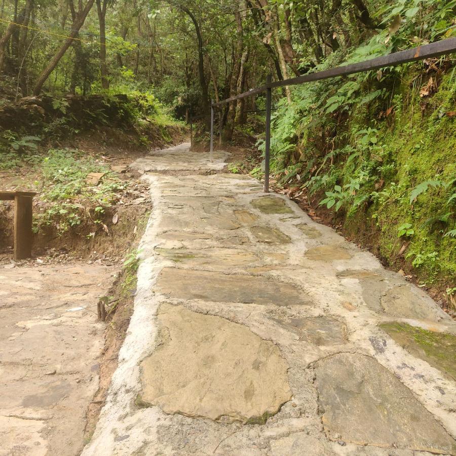 Orchard Hill Retreat Hotel Mukteshwar Buitenkant foto